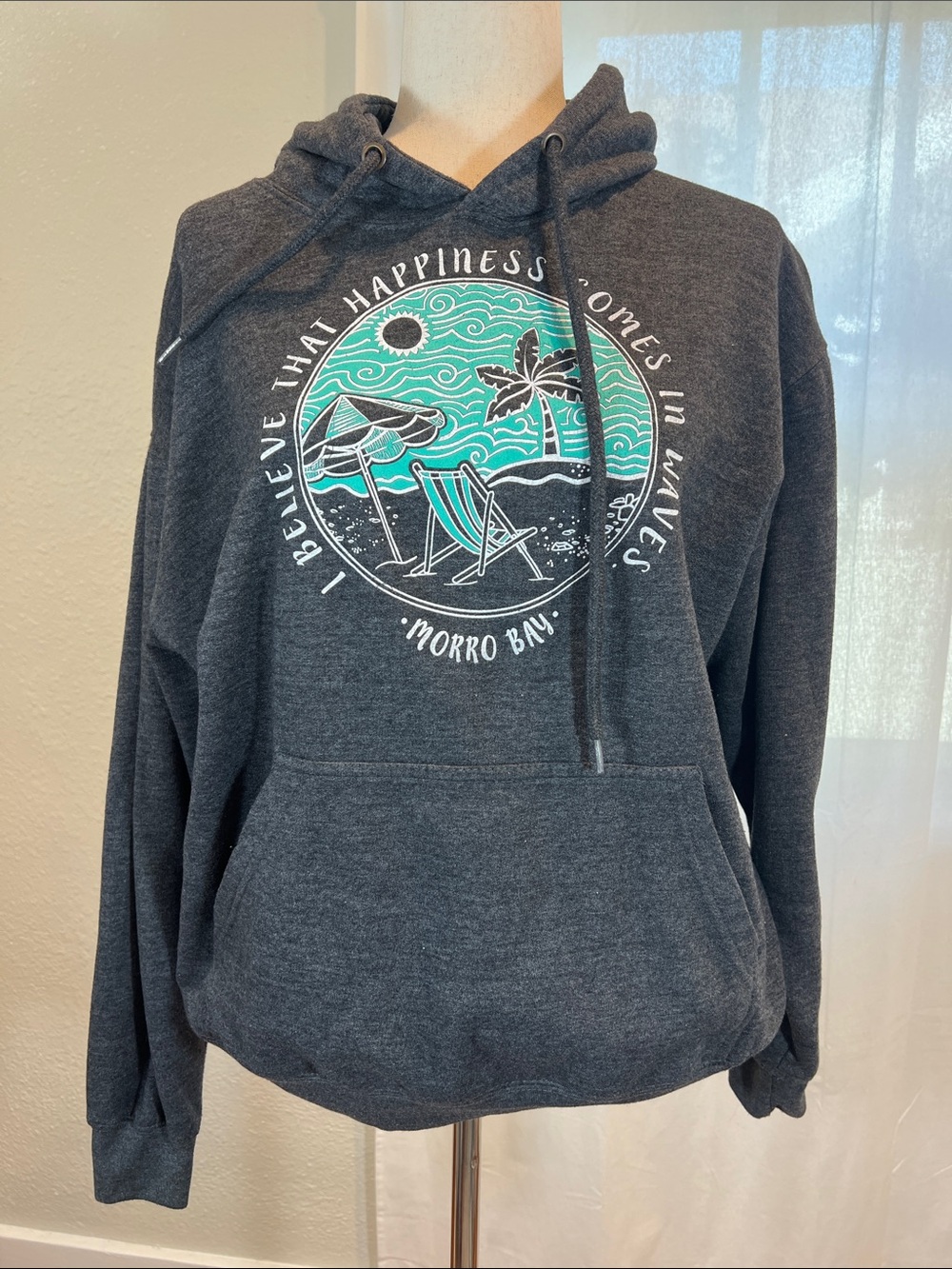 Morro Bay California Dark Gray Hoodie Sweatshirt Turquoise Beach Graphic. Size L